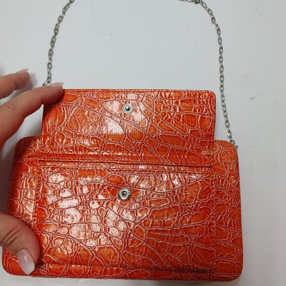 Cosmopolitan crossbody Purse/Wallet orange removable chain 7.5" x  4.5" - Picture 3 of 11